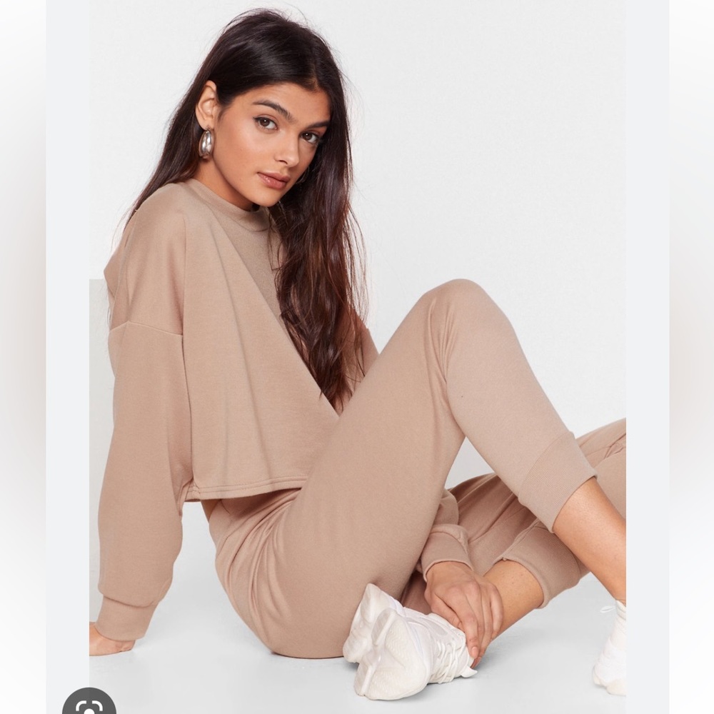 NastyGal Sweater and Jogger Set